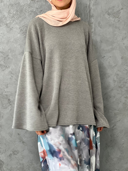 Rhea Sweater In Grey