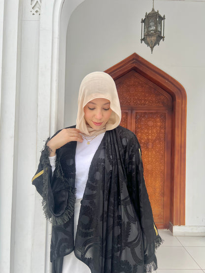 Jayla Kaftan In Black